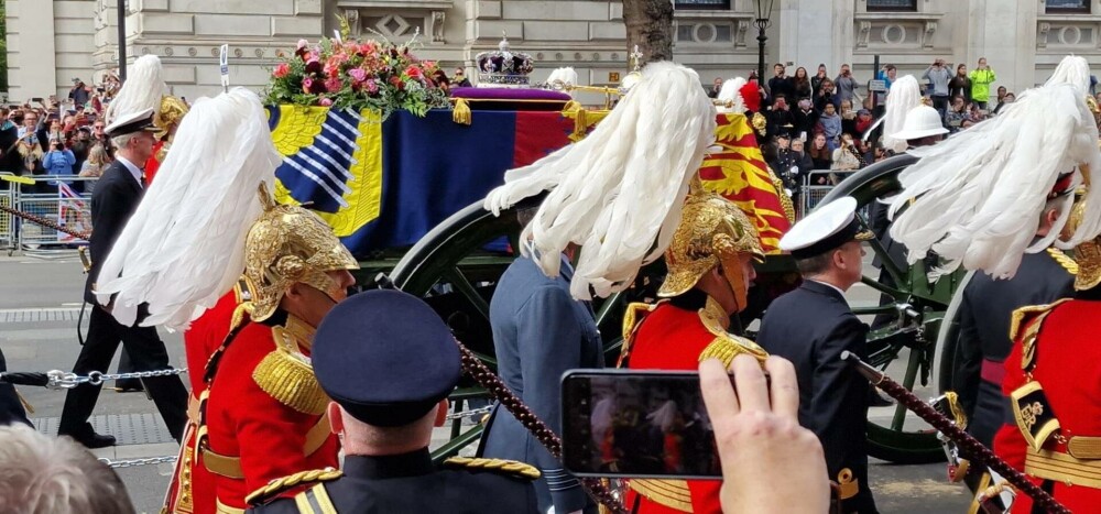 Polițistă româncă din Londra, participantă la funeraliile Reginei: Nu pot exprima în cuvinte cât de emoționant a fost - Imaginea 4