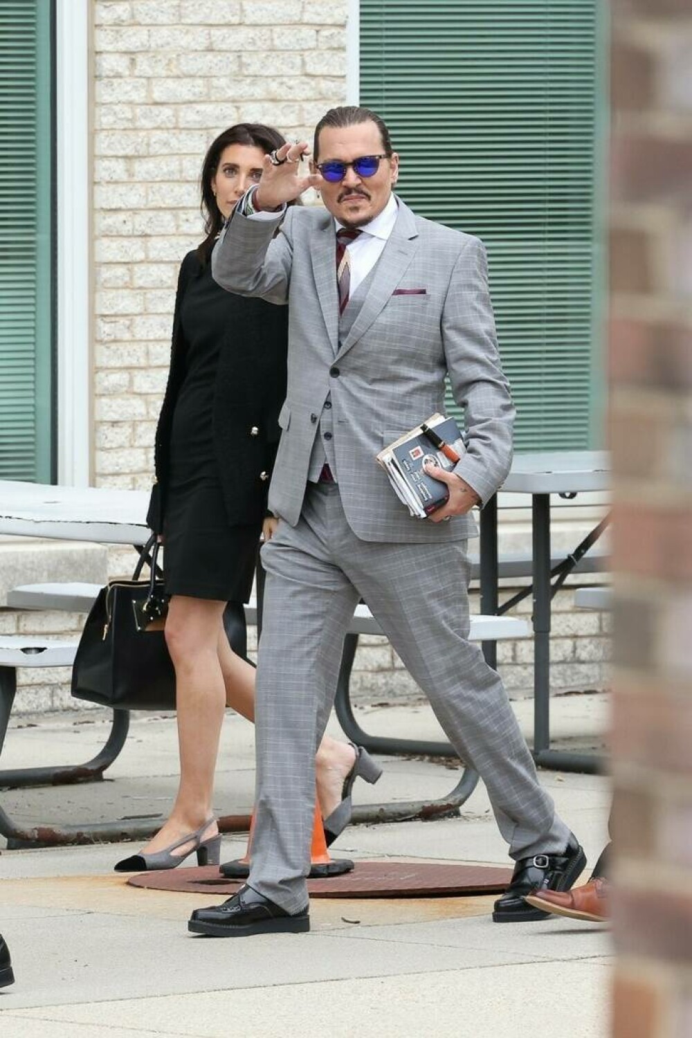 Johnny Depp are o nouă iubită. Este una dintre avocatele sale | GALERIE FOTO - Imaginea 23