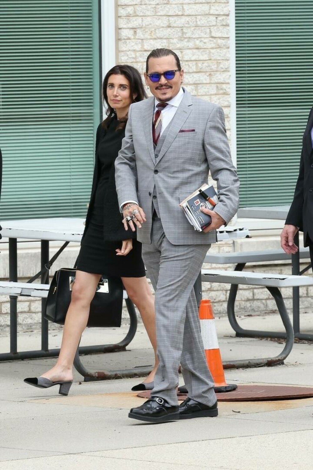Johnny Depp are o nouă iubită. Este una dintre avocatele sale | GALERIE FOTO - Imaginea 13