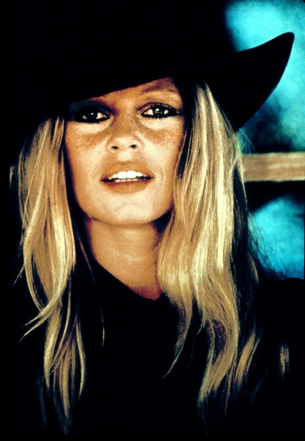 „Brigitte Bardot, între viață și moarte”. Actrița a fost internată, dar a părăsit spitalul împotriva sfaturilor medicilor - Imaginea 13