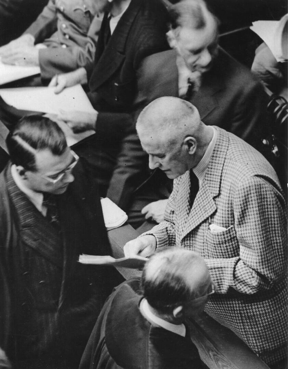 76 de ani de la finalul proceselor de la Nürnberg. Mai mulți lideri naziști au fost condamnați la moarte | GALERIE FOTO - Imaginea 14