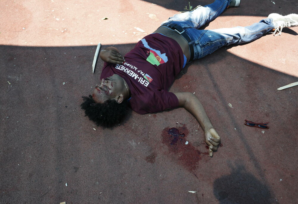 FOTO. Violențe în Tel Aviv. Peste 100 de persoane au fost rănite. Poliția a intervenit cu gaze paralizante - Imaginea 10