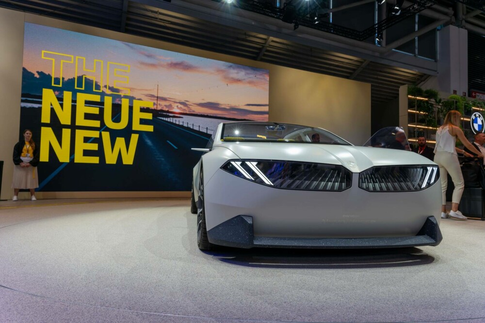 Cele mai noi mașini electrice, prezentate la IAA Mobility 2023. Cum arată BMW Vision Neue Klasse sau Audi Q6 e-tron - Imaginea 1