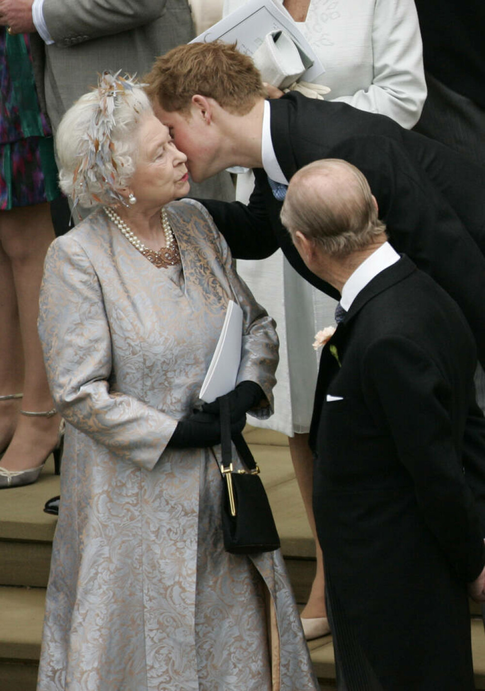 Prinţul Harry s-a întors în Marea Britanie la un an de la moartea bunicii sale, regina Elizabeth II. FOTO - Imaginea 10
