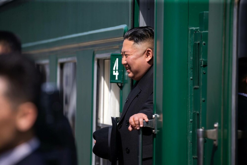 Cum arată trenul blindat care îl va transporta pe Kim Jong Un la întâlnirea cu Vladimir Putin | VIDEO - Imaginea 1