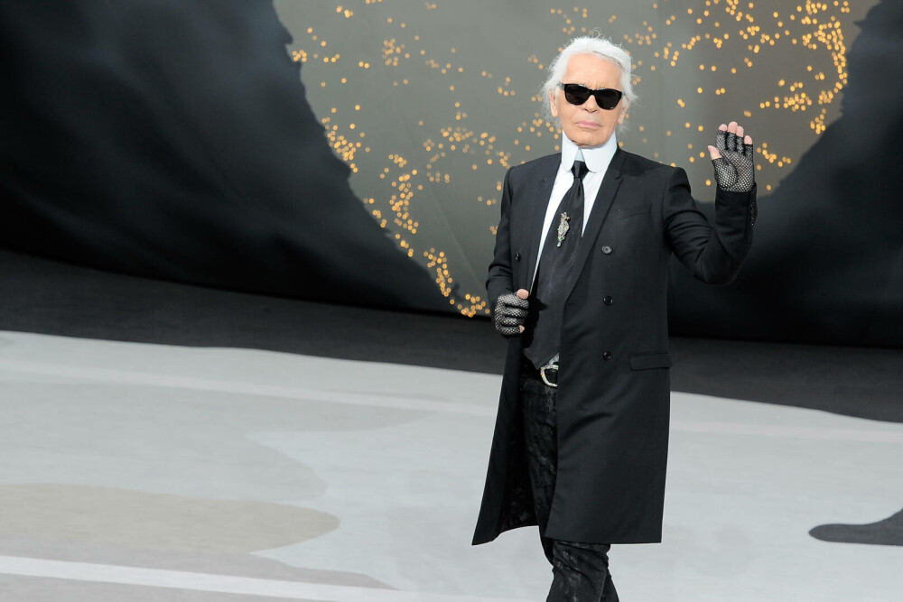 Imagini de colecție cu Karl Lagerfeld. Renumitul creator de modă ar fi împlinit 90 de ani | GALERIE FOTO - Imaginea 14