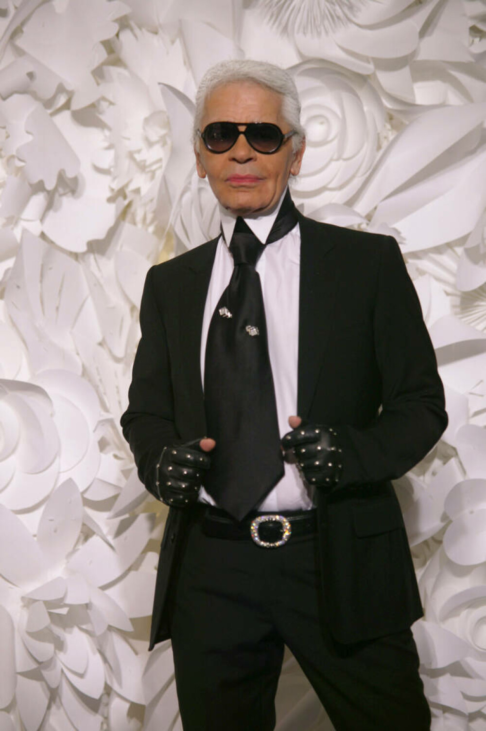 Imagini de colecție cu Karl Lagerfeld. Renumitul creator de modă ar fi împlinit 90 de ani | GALERIE FOTO - Imaginea 22