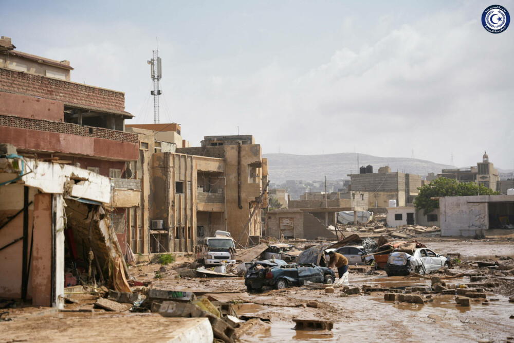 Bilanţul inundaţiilor din Libia ar putea ajunge la 20.000 de morţi. Şeful OMM spune că tragedia putea fi evitată - Imaginea 1