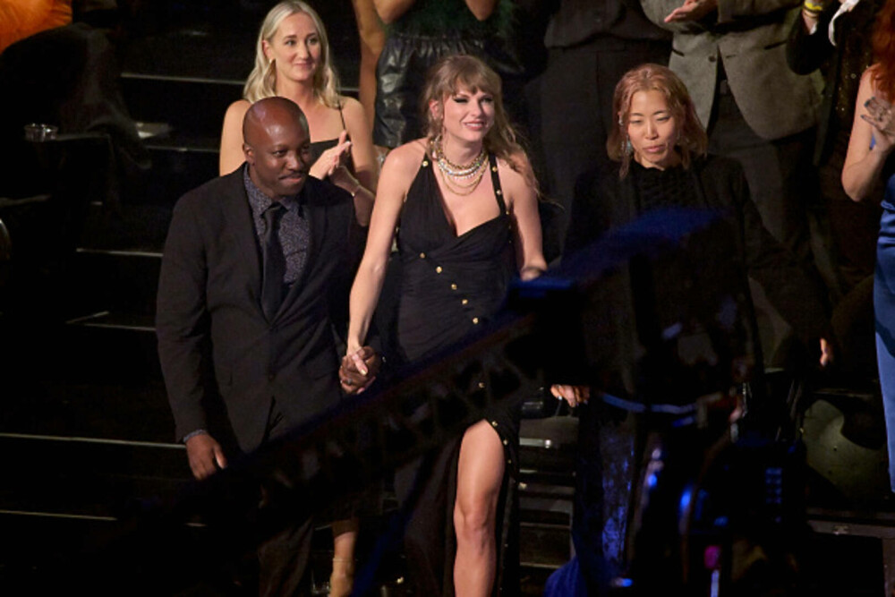 Shakira și Taylor Swift, marile câştigătoare ale ediţiei 2023 a MTV Video Music Awards | VIDEO - Imaginea 12
