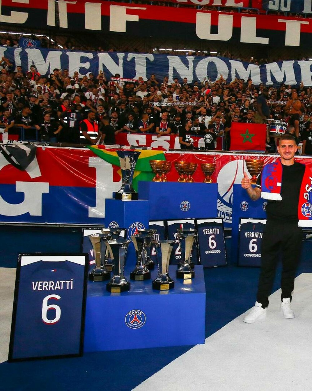 Momente emoționante pe stadion. Omagiu adus de PSG lui Marco Verratti. VIDEO - Imaginea 2