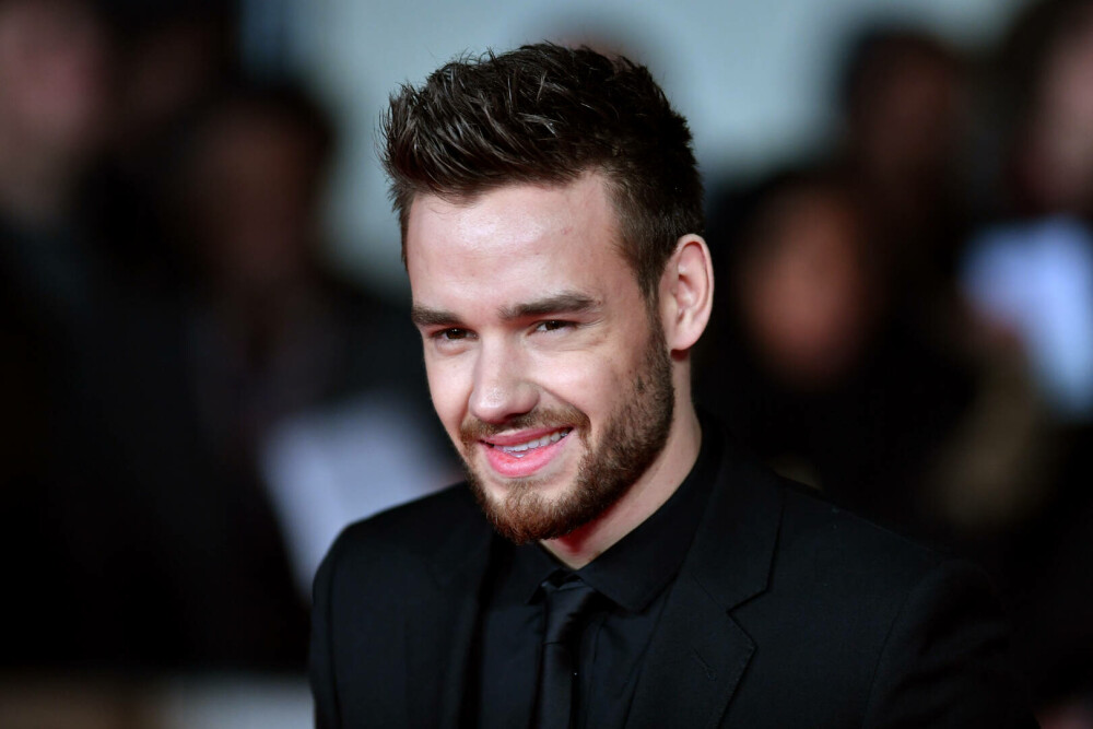 Fanii și apropiații lui Liam Payne, devastați de moartea artistului. Cum au reacționat la aflarea veștii: Nu-mi vine să cred - Imaginea 24