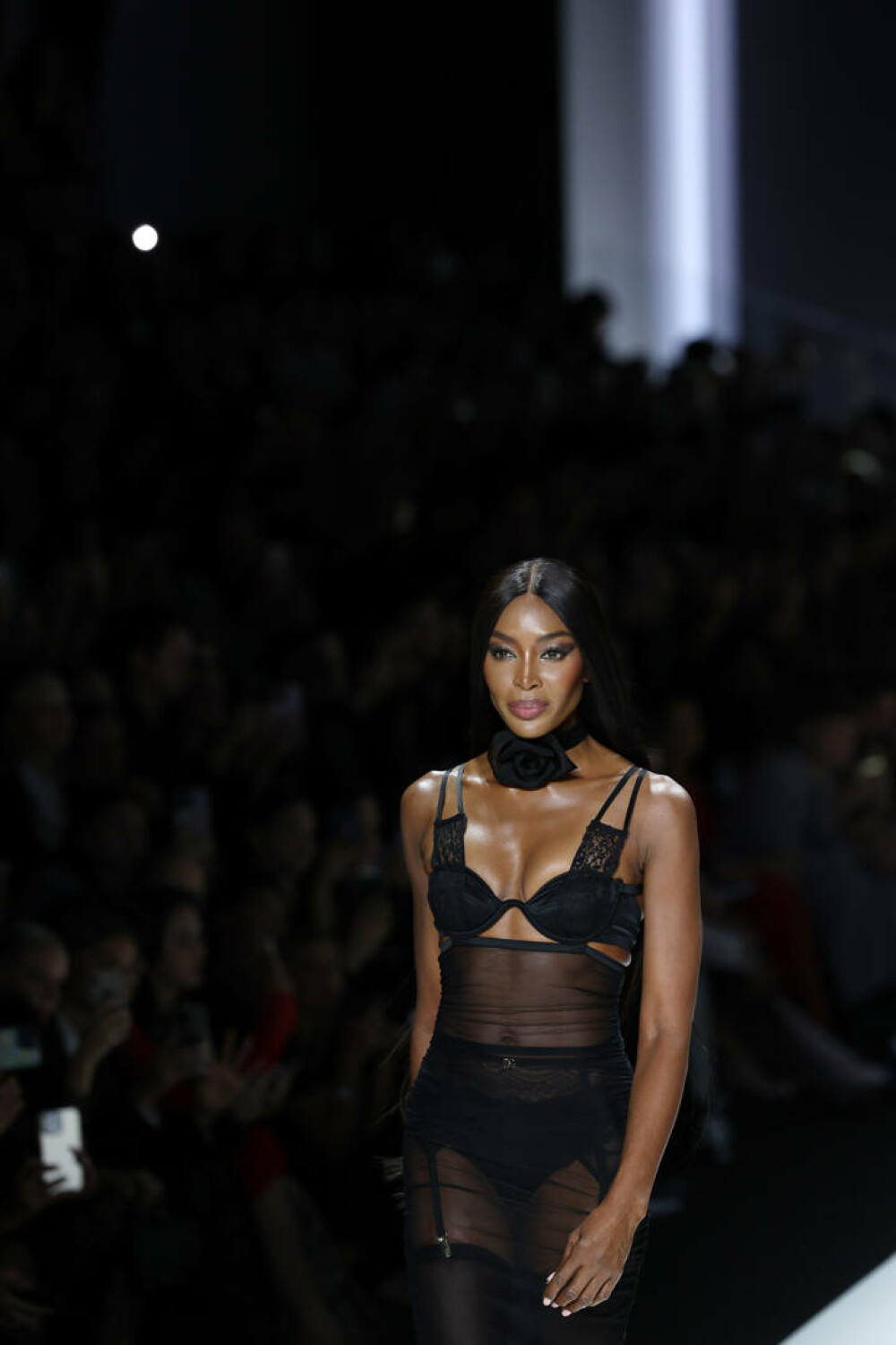 Naomi Campbell, apariție provocatoare la plajă, la 54 de ani. Cum a fost surprinsă de paparazzi în Ibiza. GALERIE FOTO - Imaginea 30