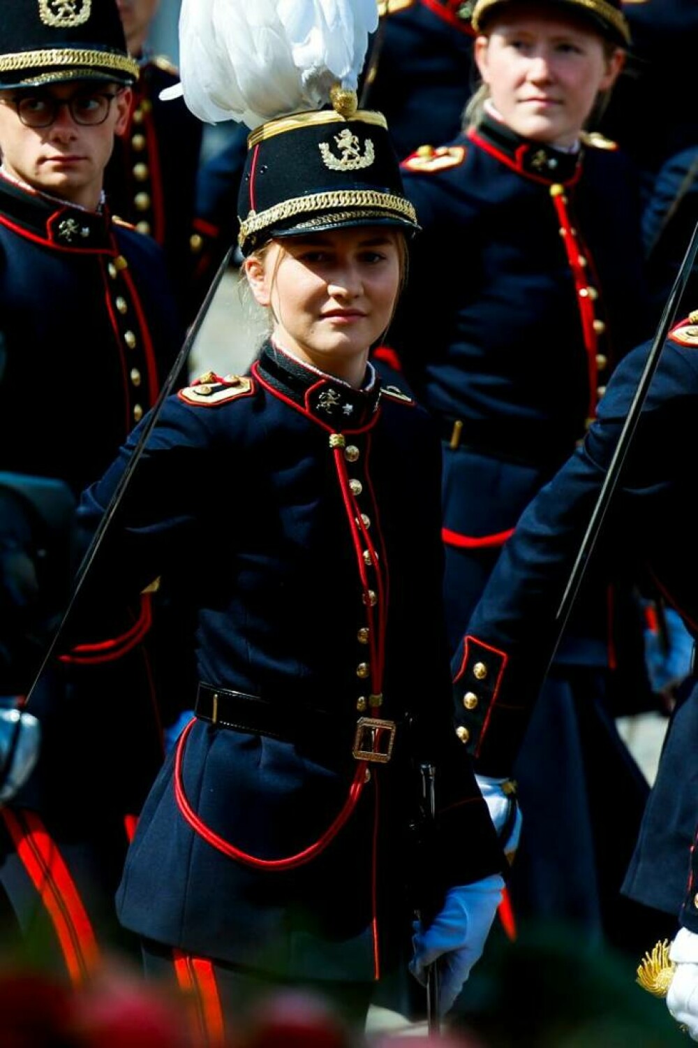 Prinţesa moştenitoare a Belgiei, în vârstă de 21 de ani, devine ofițer în armată. Cum arată în uniformă militară | FOTO - Imaginea 5