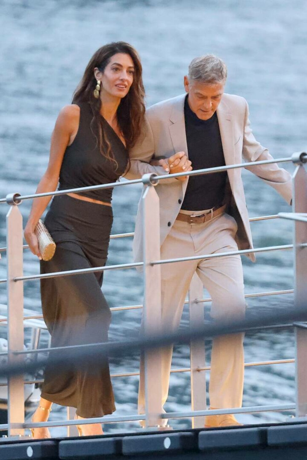 Amal Clooney, elegantă și rafinată. Unde a fost văzută soția lui George Clooney. GALERIE FOTO - Imaginea 3