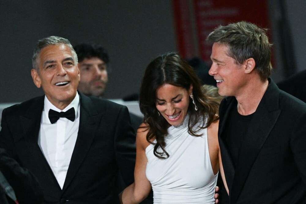 Brad Pitt şi George Clooney, apariţie spectaculoasă la Festivalul de film de la Veneția, alături de partenerele lor. FOTO - Imaginea 9