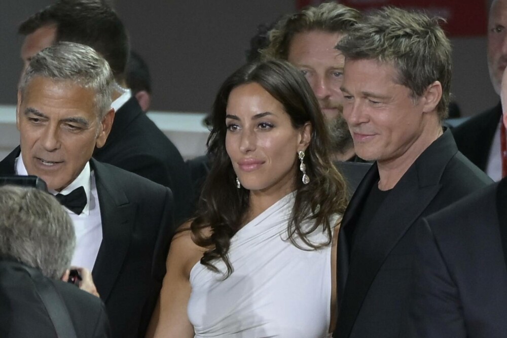 Brad Pitt şi George Clooney, apariţie spectaculoasă la Festivalul de film de la Veneția, alături de partenerele lor. FOTO - Imaginea 22