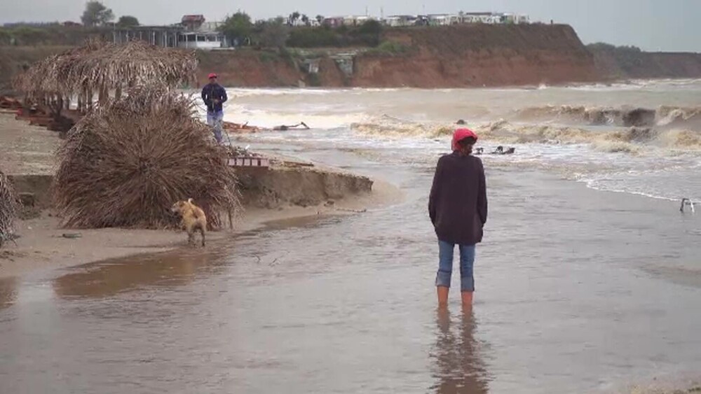 Litoralul românesc, în pericol. De ce dezastrul din Eforie, Costinești și Olimp ar putea fi doar începutul „Apocalipsei” - Imaginea 2