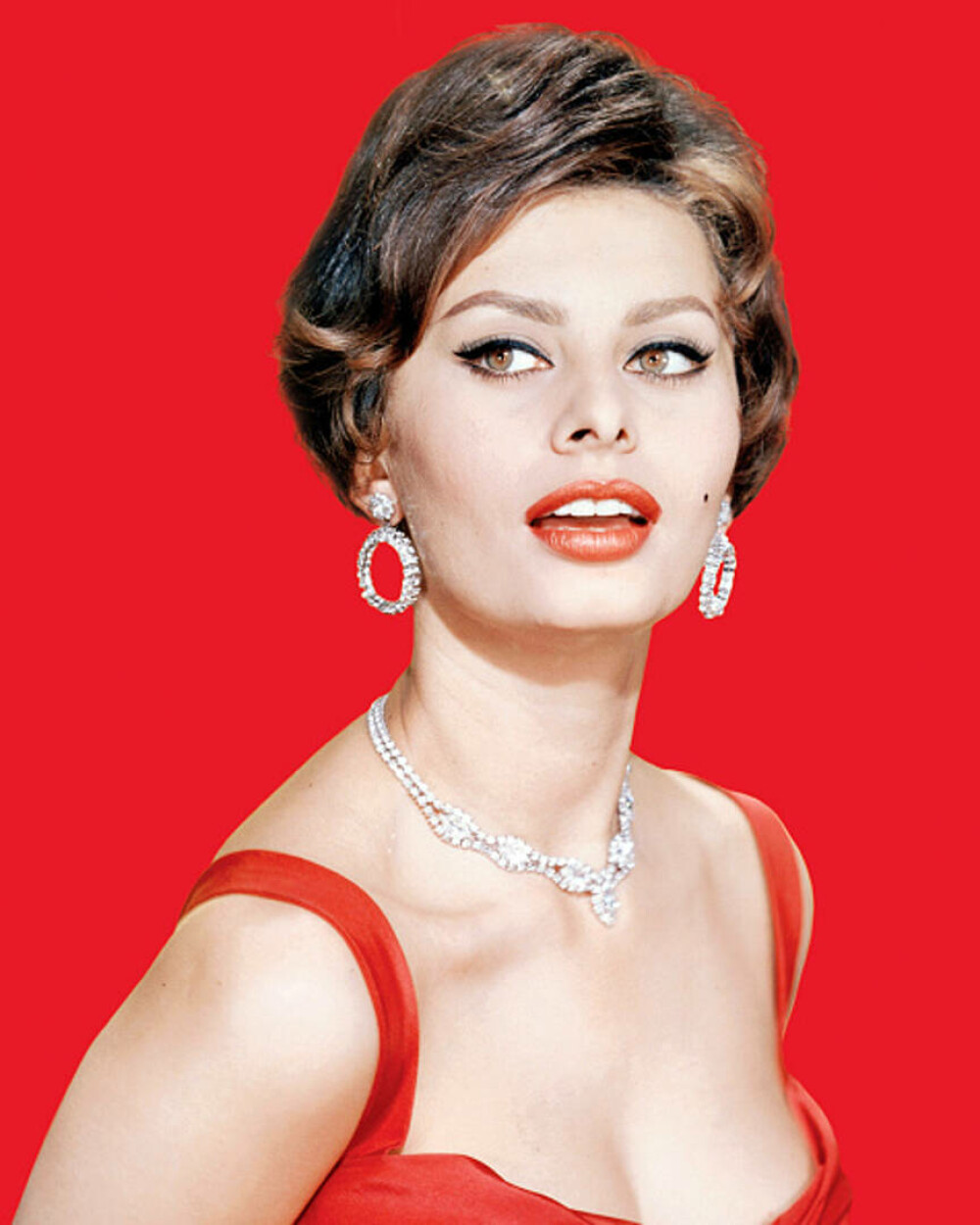 Sophia Loren împlinește 90 de ani. Povestea de viață a actriței bate orice film. „Sărbătoresc la Roma, unde a început totul