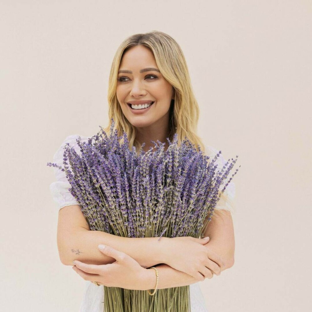 Hilary Duff a împlinit 37 de ani. Transformarea incredibilă a artistei. GALERIE FOTO - Imaginea 12