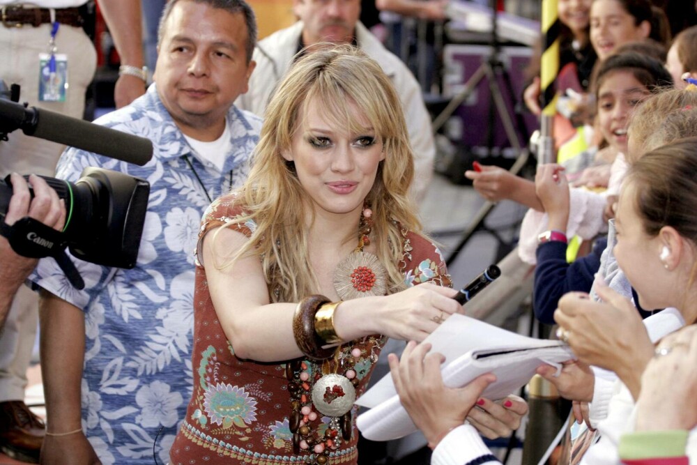 Hilary Duff a împlinit 37 de ani. Transformarea incredibilă a artistei. GALERIE FOTO - Imaginea 16