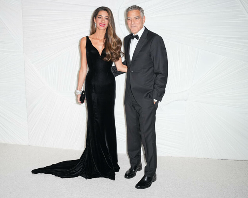 George Clooney și soția sa, apariție plină de eleganță la un eveniment caritabil din New York. Cum au fost surprinși. FOTO - Imaginea 1