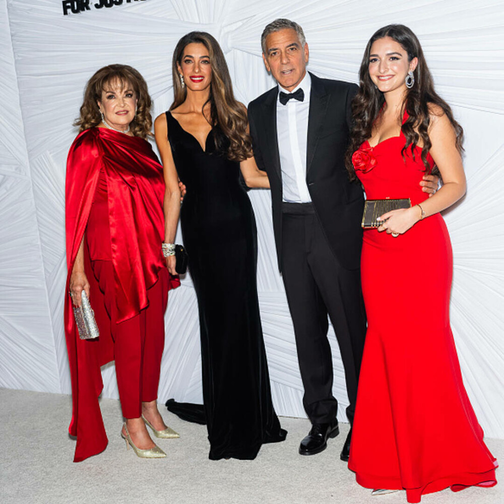 George Clooney și soția sa, apariție plină de eleganță la un eveniment caritabil din New York. Cum au fost surprinși. FOTO - Imaginea 15