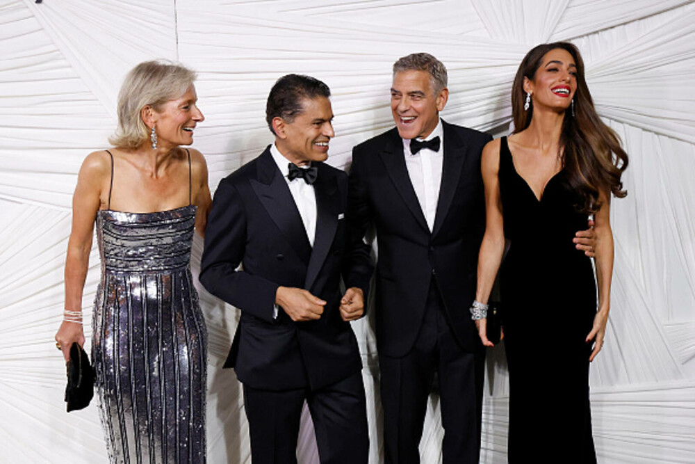 George Clooney și soția sa, apariție plină de eleganță la un eveniment caritabil din New York. Cum au fost surprinși. FOTO - Imaginea 13