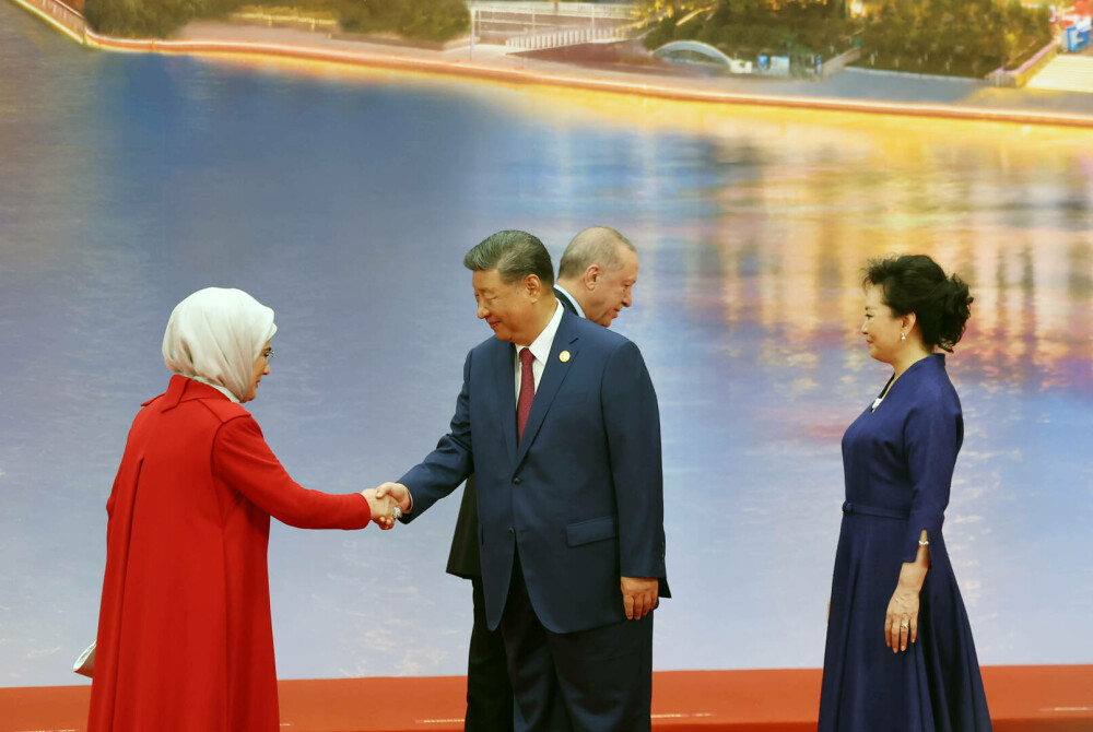 Ungaria tânjește după coaliția China-Rusia care urmărește înfrângerea ”inamicului” SUA. ”China conduce noua ordine mondială” - Imaginea 6