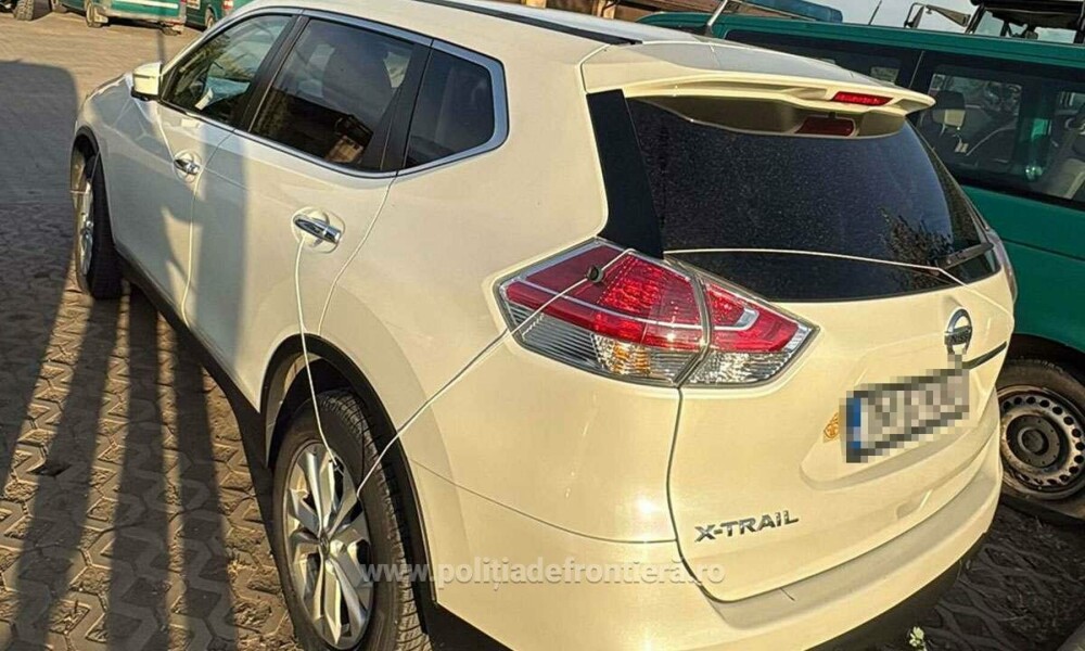 Mașini furate în valoare de peste 215.000 de euro, găsite de polițiști în Timiș. Ce le-au spus șoferii oamenilor legii. FOTO - Imaginea 4