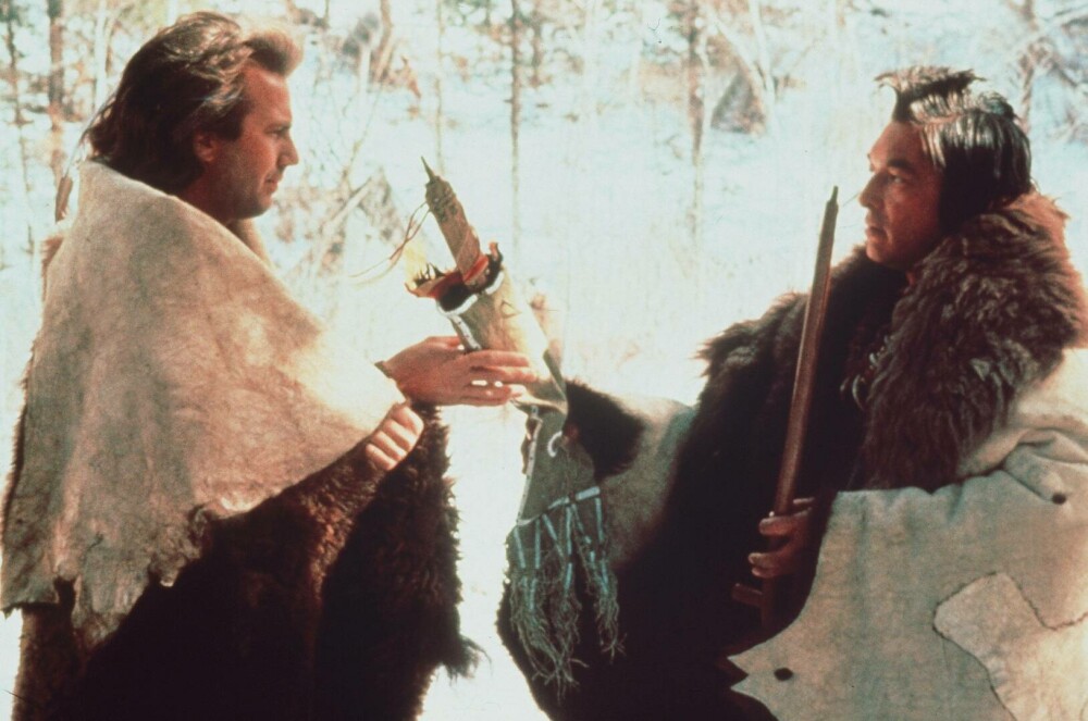 Actorul Graham Greene, cunoscut pentru rolurile din Dances With Wolves și The Green Mile, a murit la 73 de ani - Imaginea 5