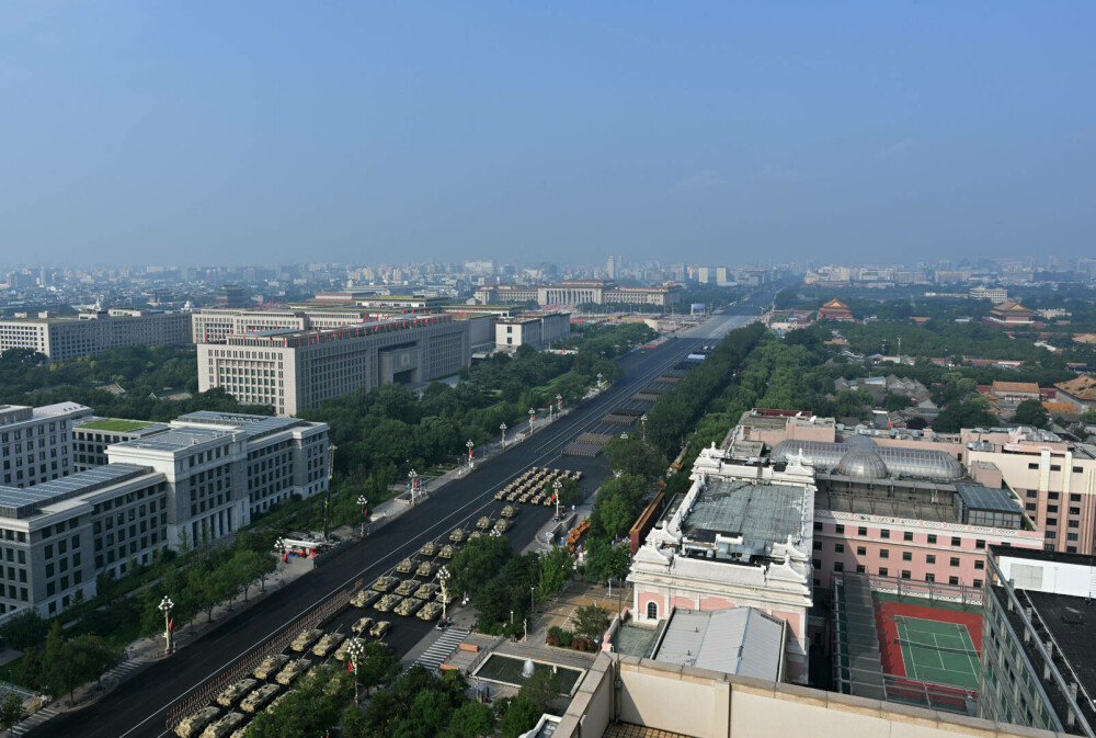 Xi Jinping, la uriașa paradă de la Beijing: ”China este de neoprit”. Liderul chinez, flancat de Putin și Kim Jong Un - Imaginea 12