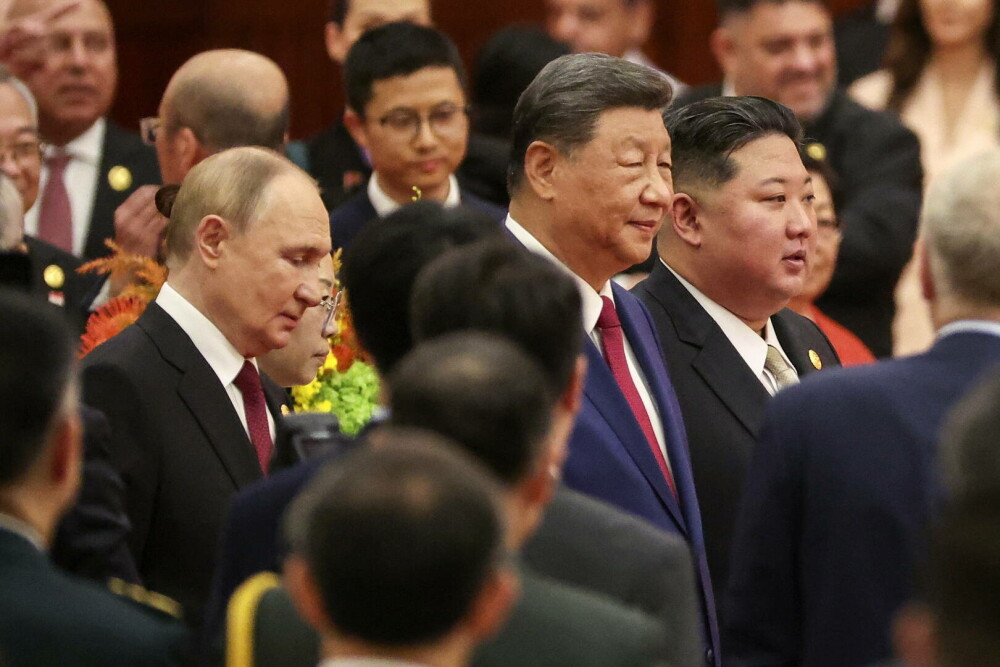 Xi Jinping, la uriașa paradă de la Beijing: ”China este de neoprit”. Liderul chinez, flancat de Putin și Kim Jong Un - Imaginea 82