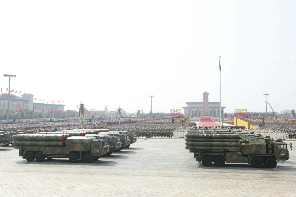 China și-a prezentat în premieră arsenalul nuclear: ”Atu strategic pentru apărarea demnității țării”. Imagini care dau fiori - Imaginea 6