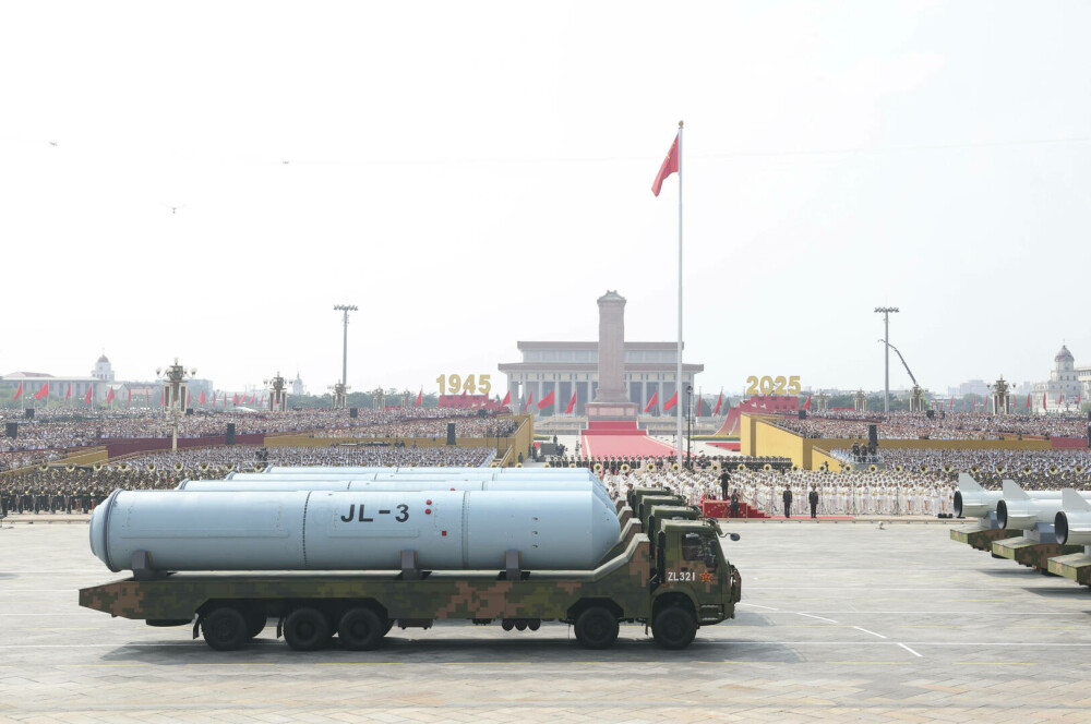 China și-a prezentat în premieră arsenalul nuclear: ”Atu strategic pentru apărarea demnității țării”. Imagini care dau fiori - Imaginea 7