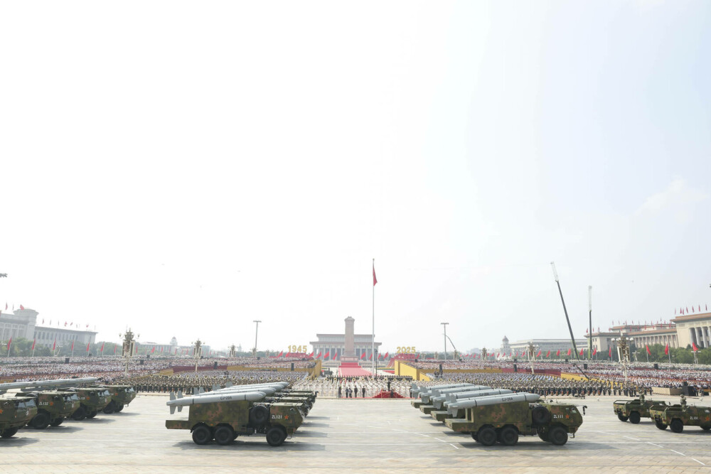 China și-a prezentat în premieră arsenalul nuclear: ”Atu strategic pentru apărarea demnității țării”. Imagini care dau fiori - Imaginea 9