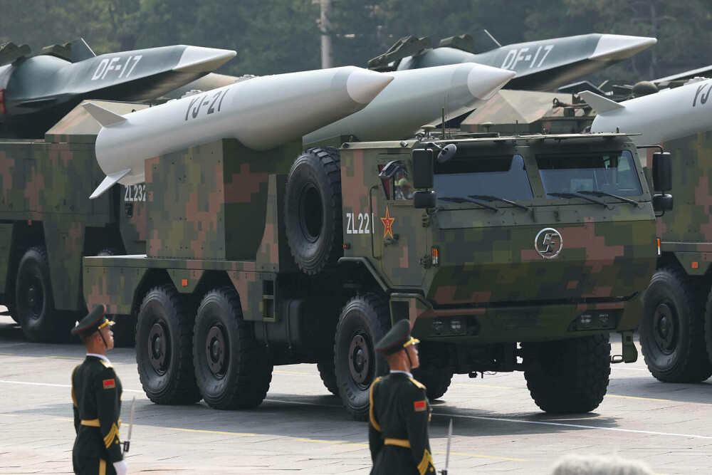 China și-a prezentat în premieră arsenalul nuclear: ”Atu strategic pentru apărarea demnității țării”. Imagini care dau fiori - Imaginea 18