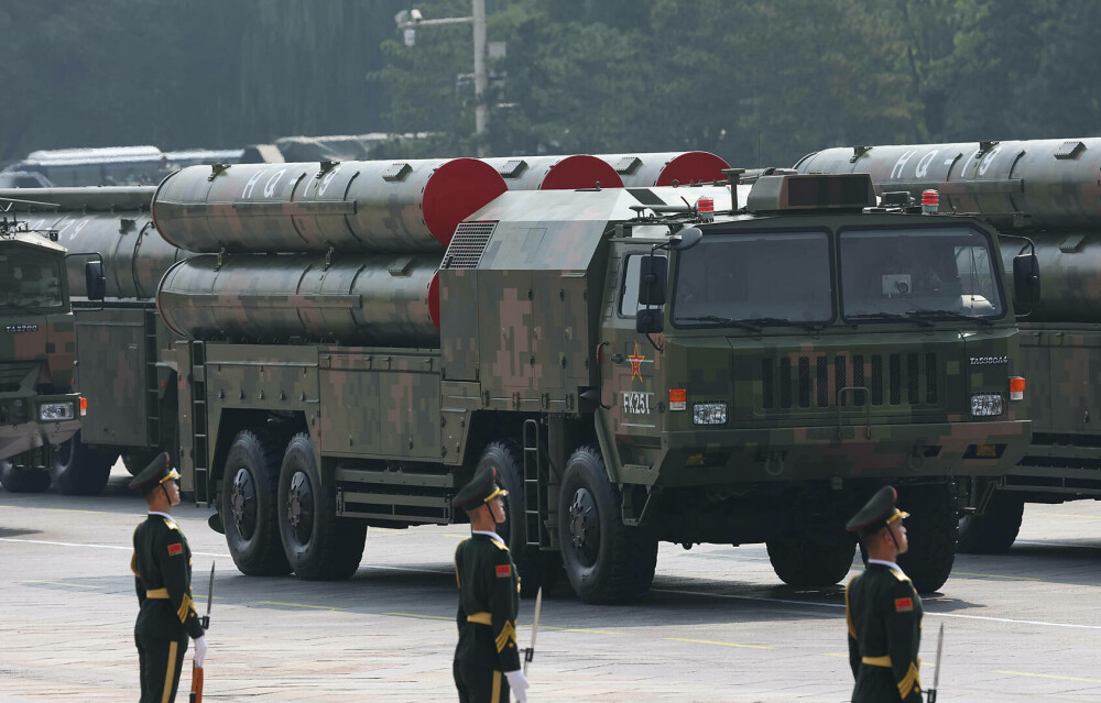China și-a prezentat în premieră arsenalul nuclear: ”Atu strategic pentru apărarea demnității țării”. Imagini care dau fiori - Imaginea 37