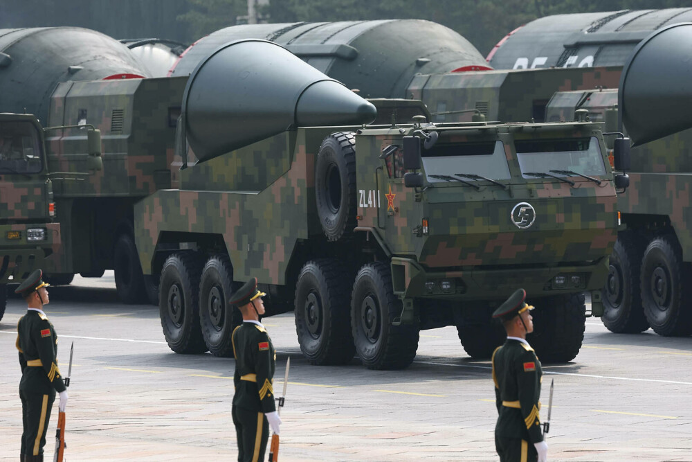 China și-a prezentat în premieră arsenalul nuclear: ”Atu strategic pentru apărarea demnității țării”. Imagini care dau fiori - Imaginea 46