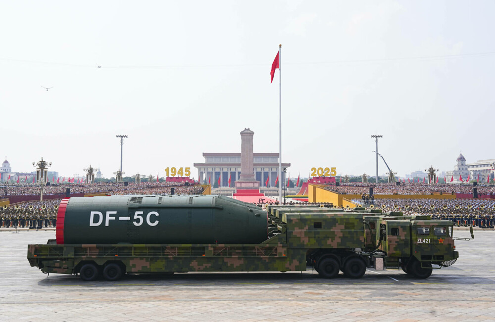 China și-a prezentat în premieră arsenalul nuclear: ”Atu strategic pentru apărarea demnității țării”. Imagini care dau fiori - Imaginea 62