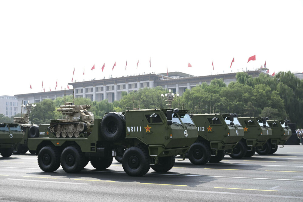 China și-a prezentat în premieră arsenalul nuclear: ”Atu strategic pentru apărarea demnității țării”. Imagini care dau fiori - Imaginea 71