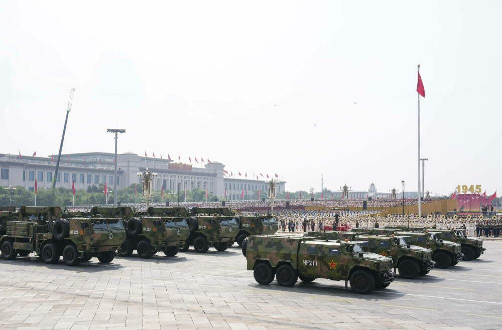 China și-a prezentat în premieră arsenalul nuclear: ”Atu strategic pentru apărarea demnității țării”. Imagini care dau fiori - Imaginea 72