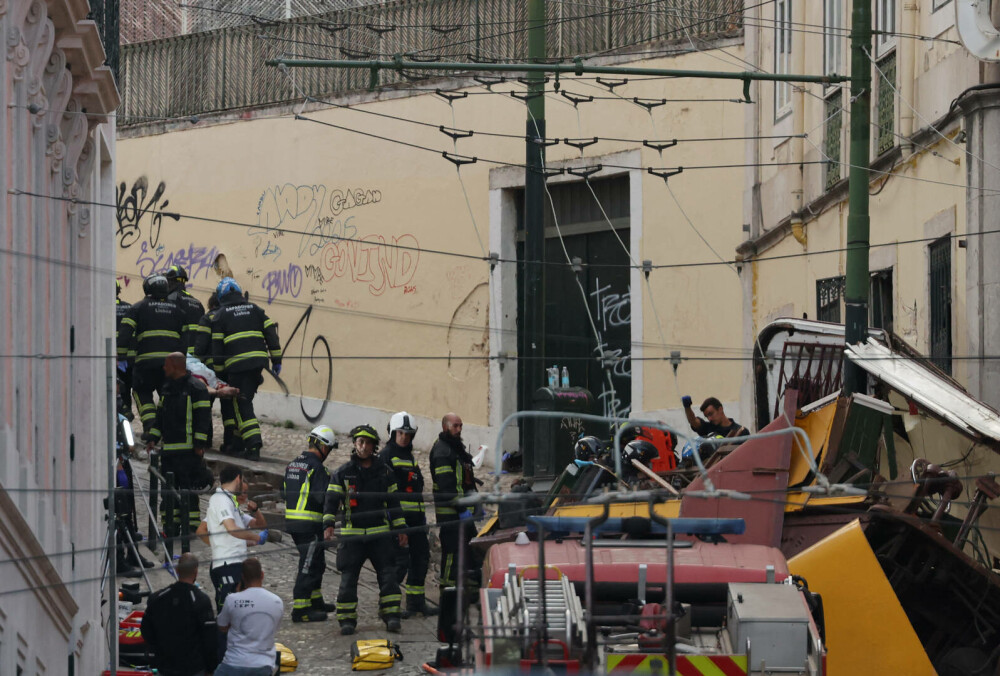 De ce ar fi deraiat faimosul funicular din Lisabona. Probleme raportate de angajați, înaintea tragediei soldate cu 15 morți - Imaginea 12