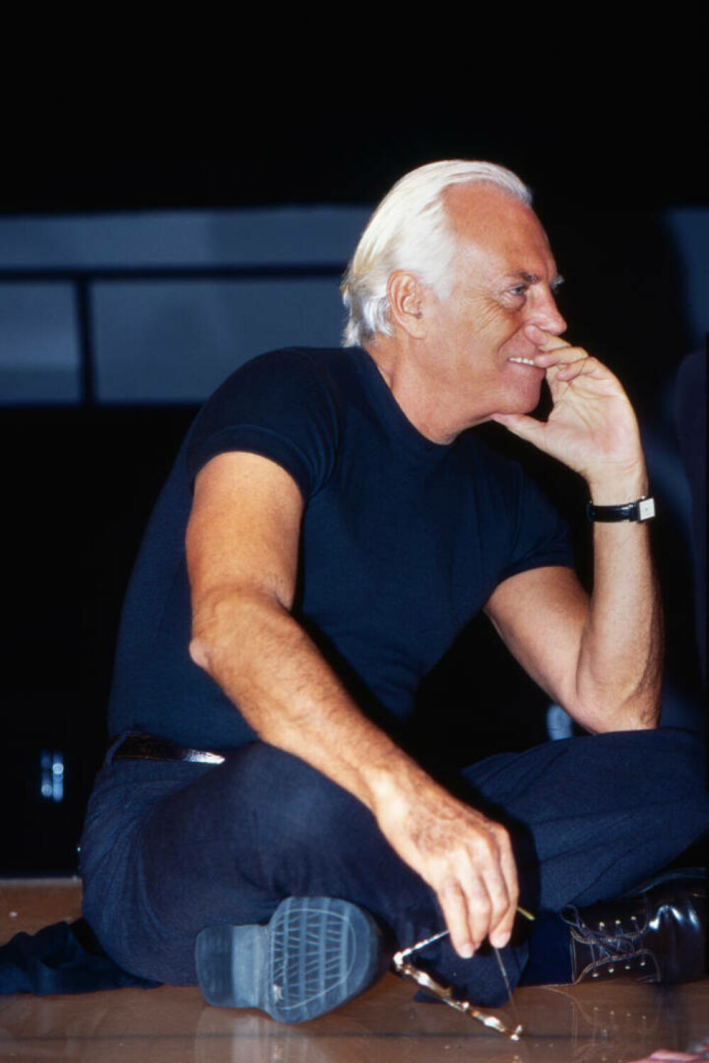 Cine a fost Giorgio Armani. Viața legendarului creator de modă Italian, în imagini | FOTO - Imaginea 7