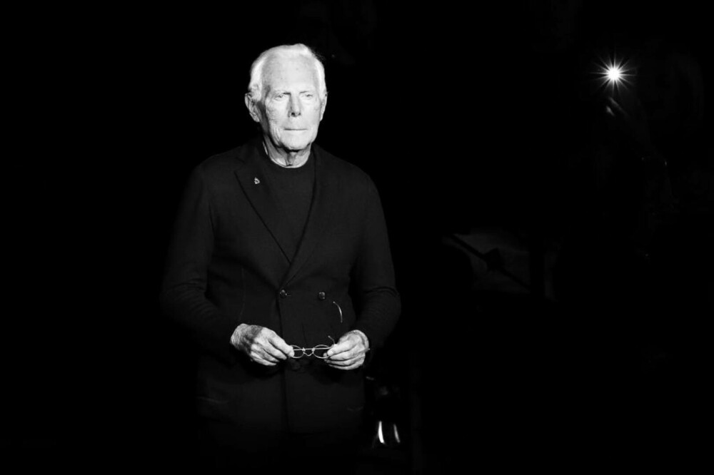 Cine a fost Giorgio Armani. Viața legendarului creator de modă Italian, în imagini | FOTO - Imaginea 16
