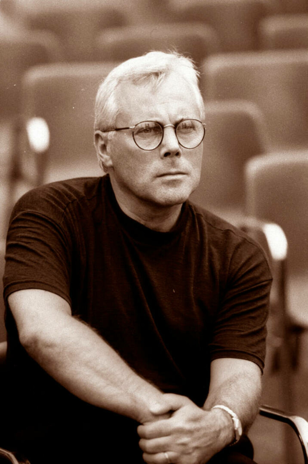 Cine a fost Giorgio Armani. Viața legendarului creator de modă Italian, în imagini | FOTO - Imaginea 18