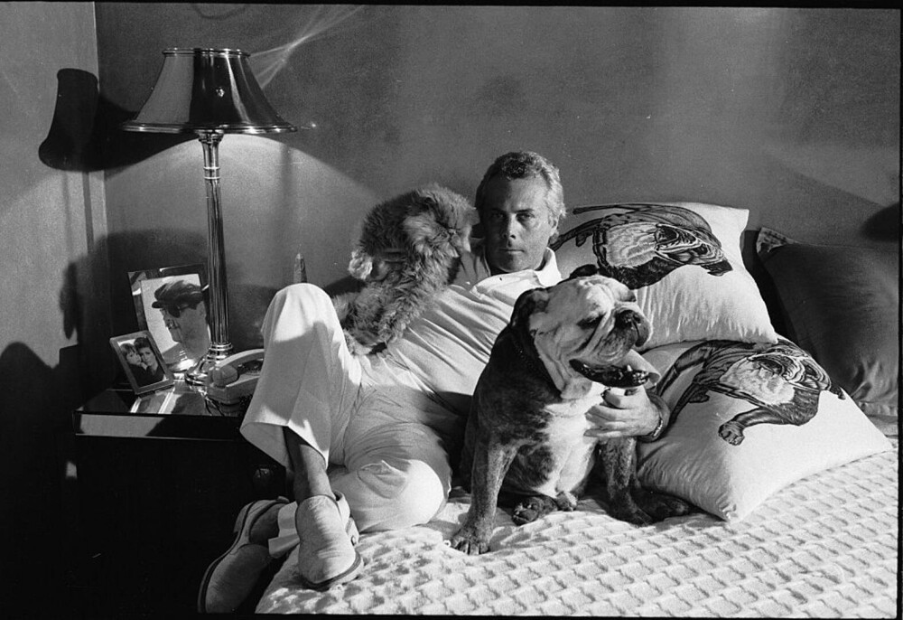 Cine a fost Giorgio Armani. Viața legendarului creator de modă Italian, în imagini | FOTO - Imaginea 23