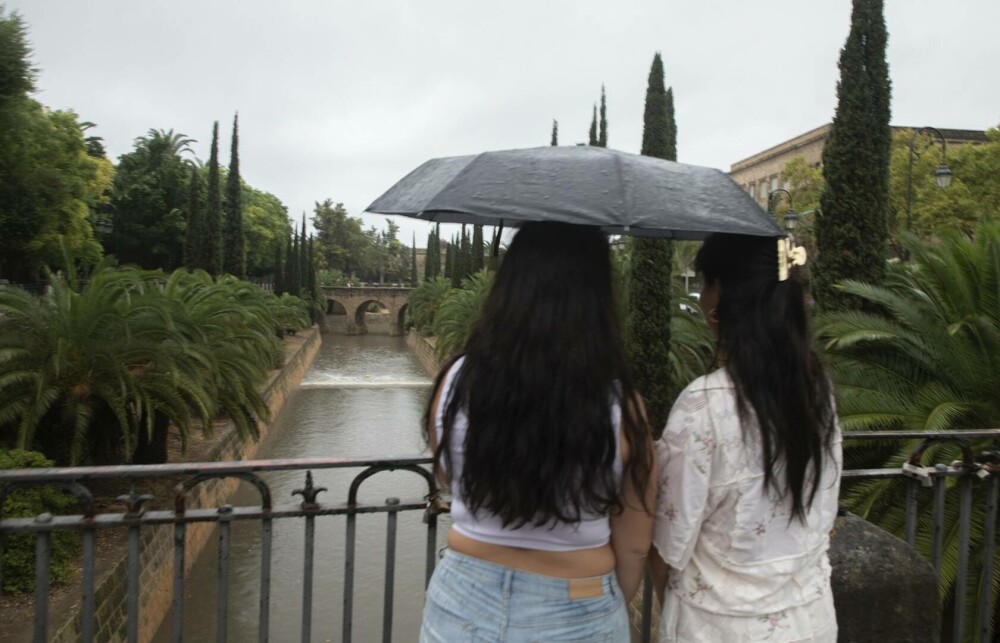 Haos pe aeroportul din Mallorca. Ploile torențiale au provocat întârzieri și anulări de zboruri. GALERIE FOTO - Imaginea 7