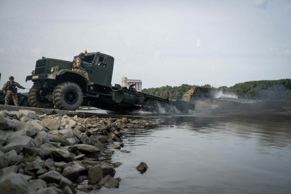 Ungaria organizează ”cea mai complexă operațiune militară”, în paralel cu exercițiile Rusiei | VIDEO & FOTO - Imaginea 17