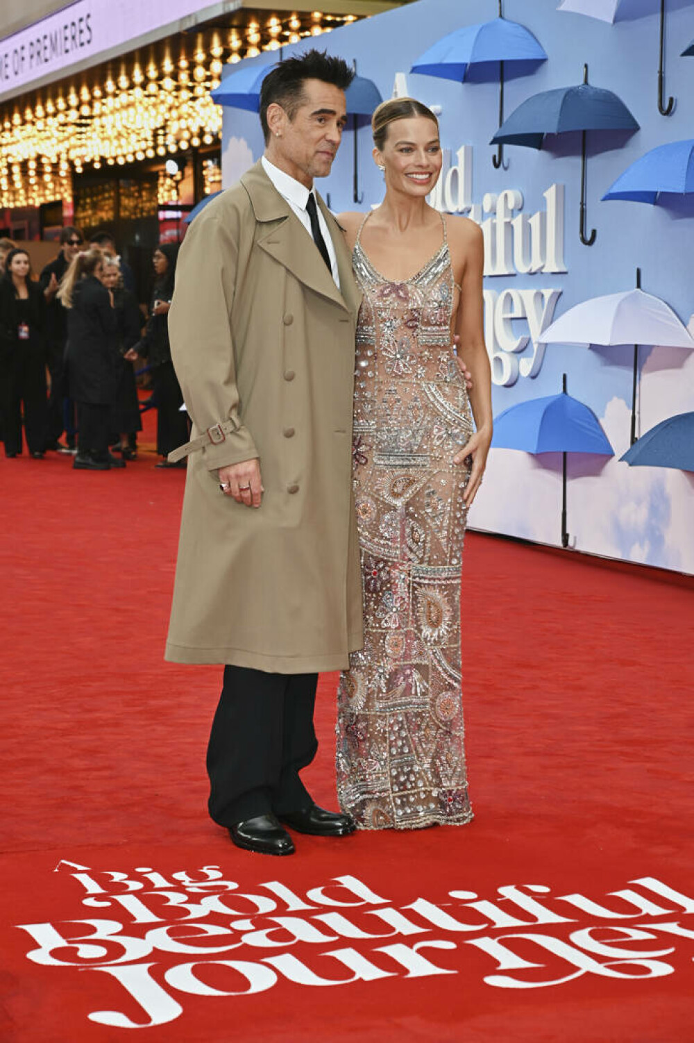 Margot Robbie, imposibil de ignorat pe covorul roșu. Ținuta îndrăzneață purtată de actriță. GALERIE FOTO - Imaginea 4