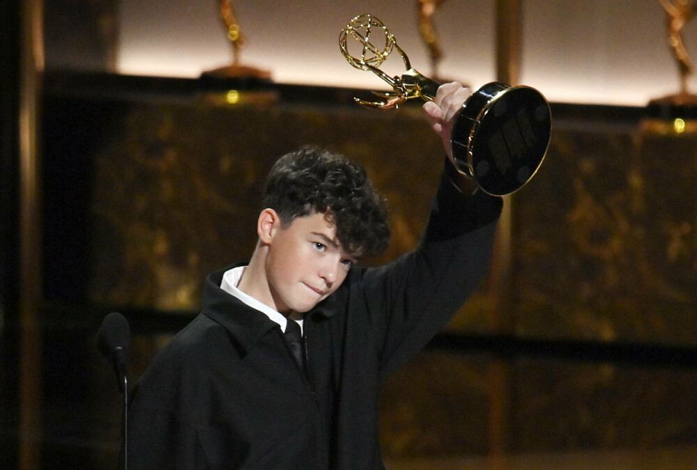 Emmy 2025. Owen Cooper, din „Adolescence”, a devenit cel mai tânăr câștigător al unui premiu Emmy - Imaginea 1